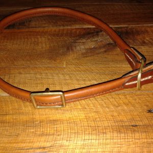 450/16 - de ahorque en cuero flor cosido doble regulable, argollas y regulador bronce